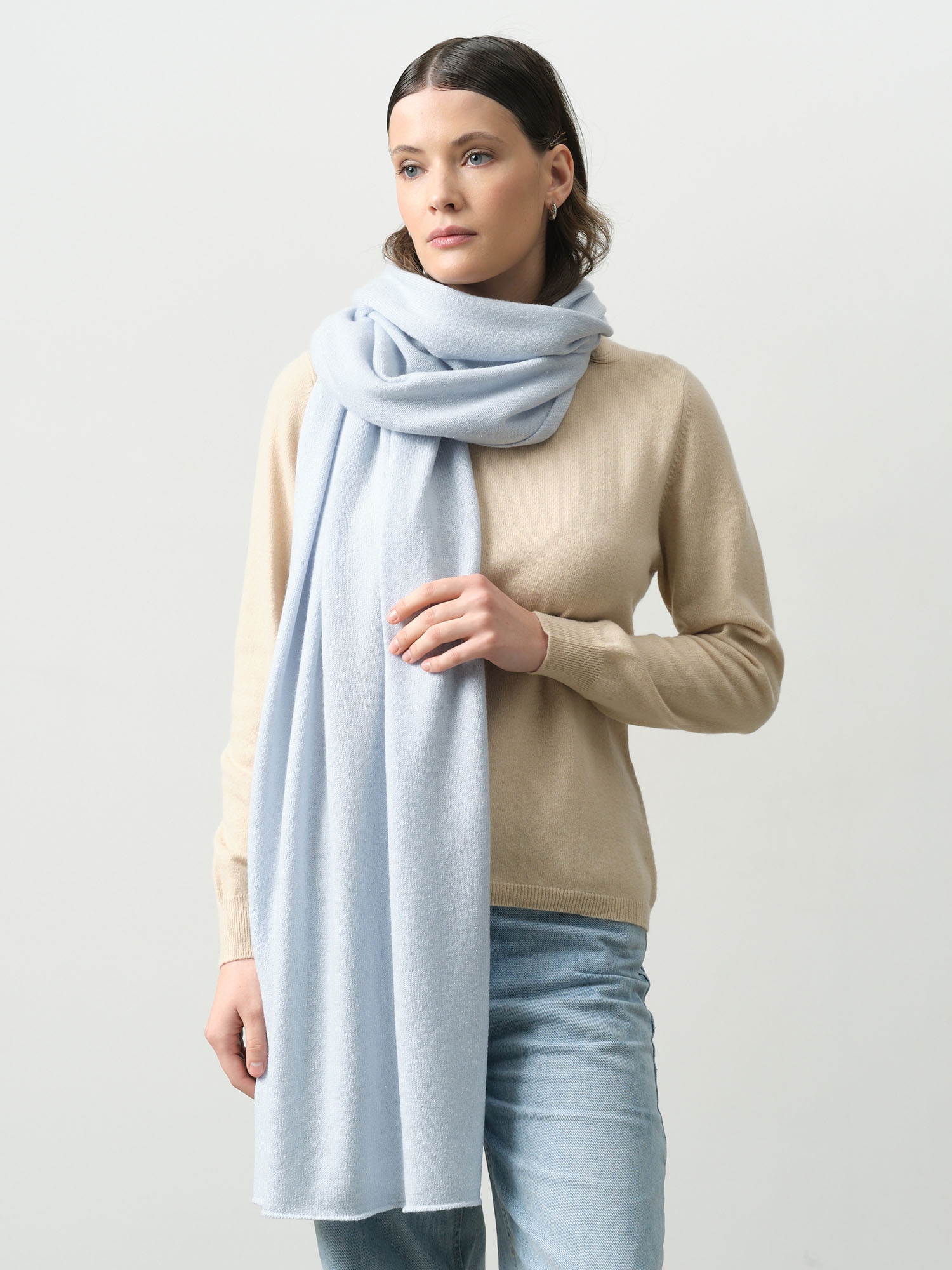 голубой палантин